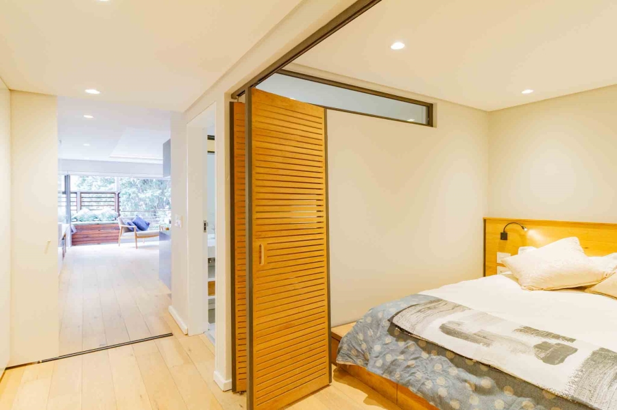 1 Bedroom Property for Sale in Sea Point Western Cape